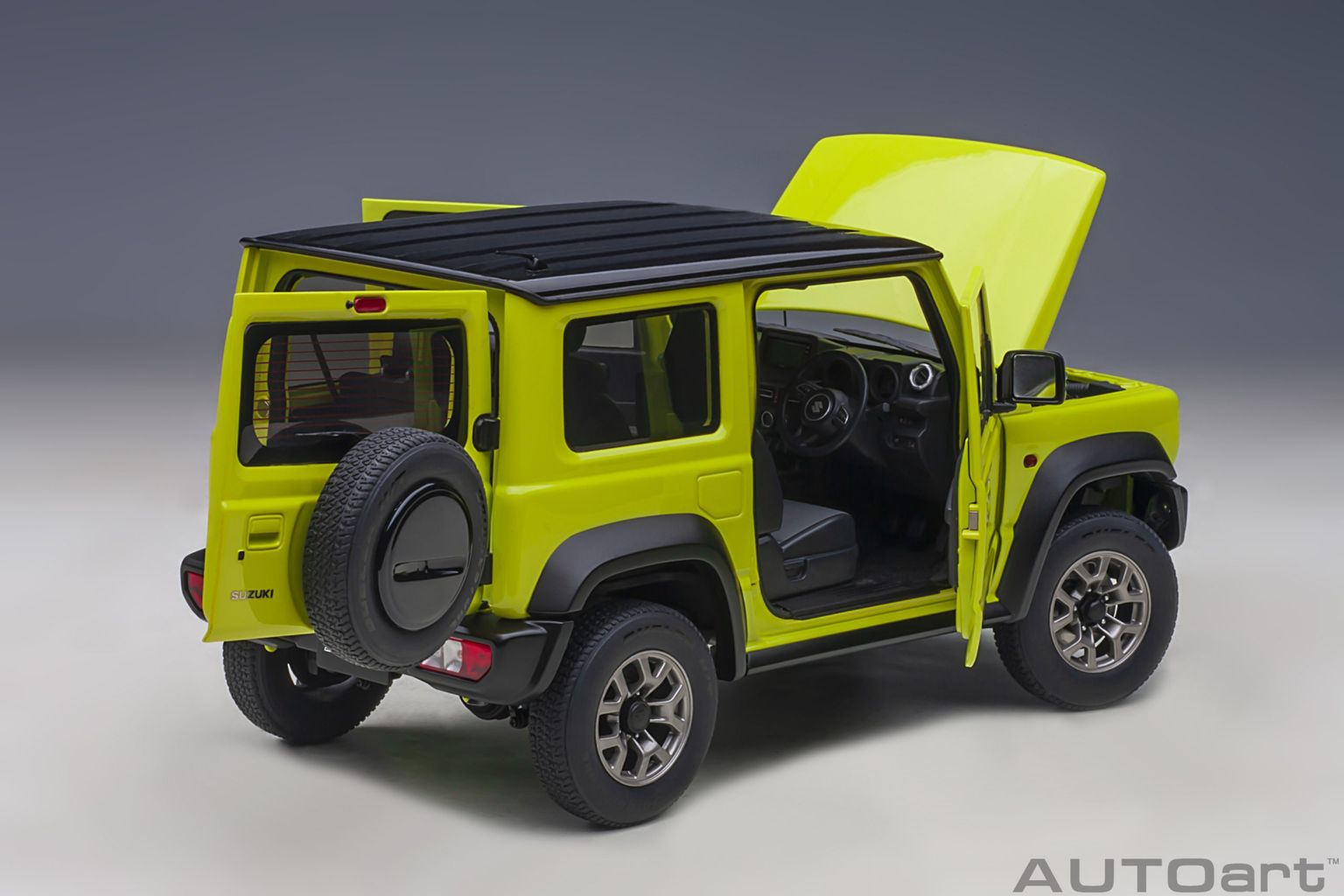 Suzuki Jimny SIERRA 2018 kinetic yellow/black roof 1:18 AUTOart