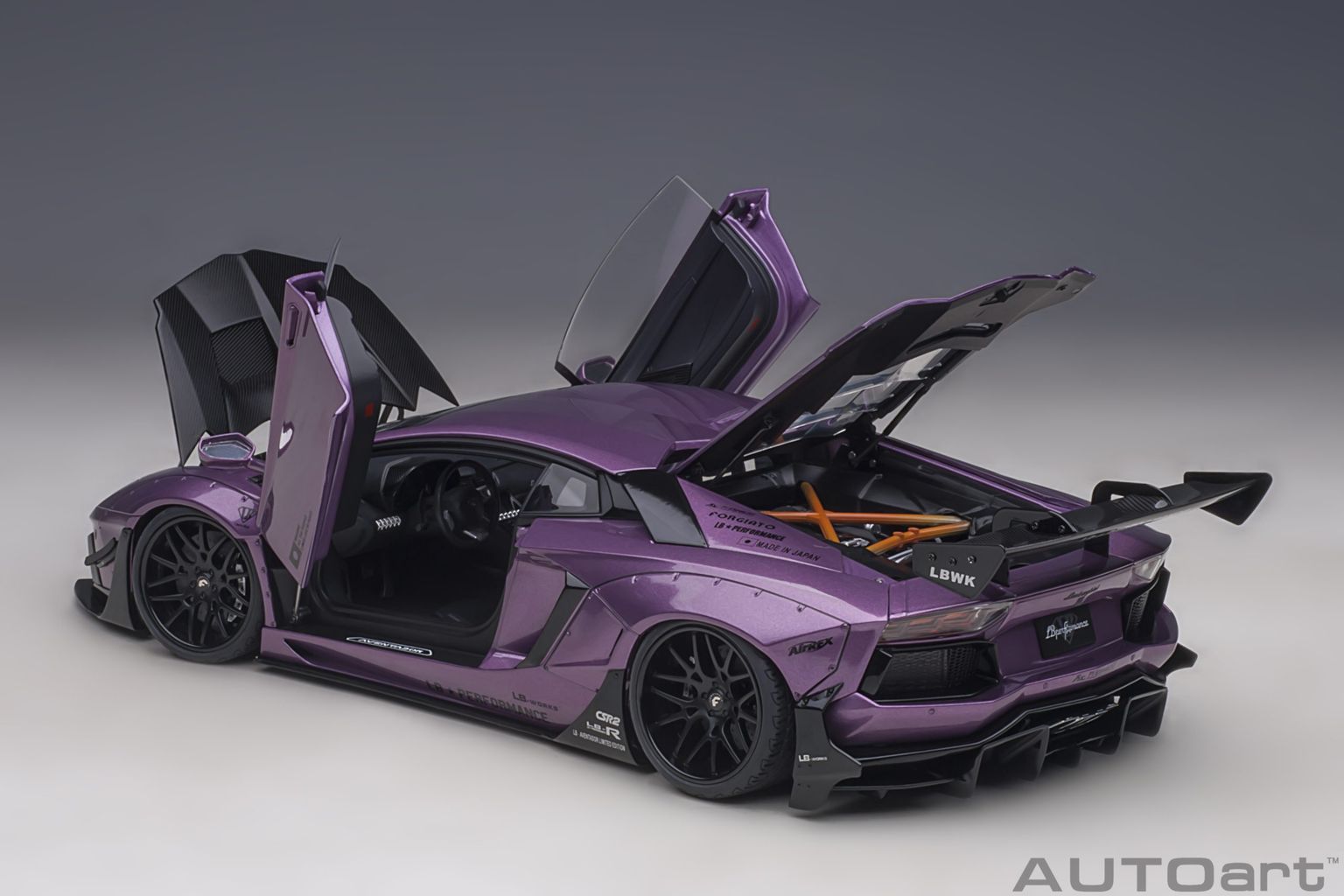 Liberty Walk Lb-Works Lamborghini Aventador Limited Edition viola SE 30/carbon bonnet 1:18 AUTOart