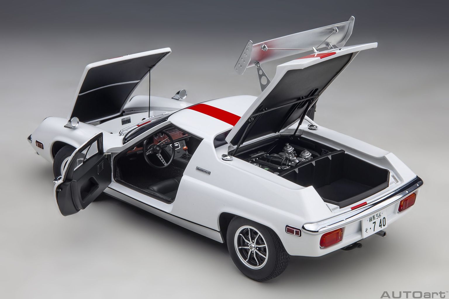 Lotus Europa Special "THE CIRCUIT WOLF" 1:18 AUTOart