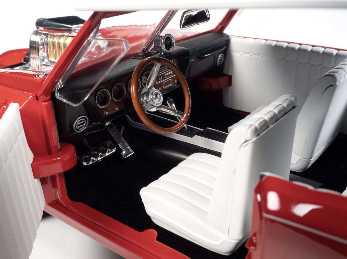 Monkeemobile red/graphics 1:18 Auto World