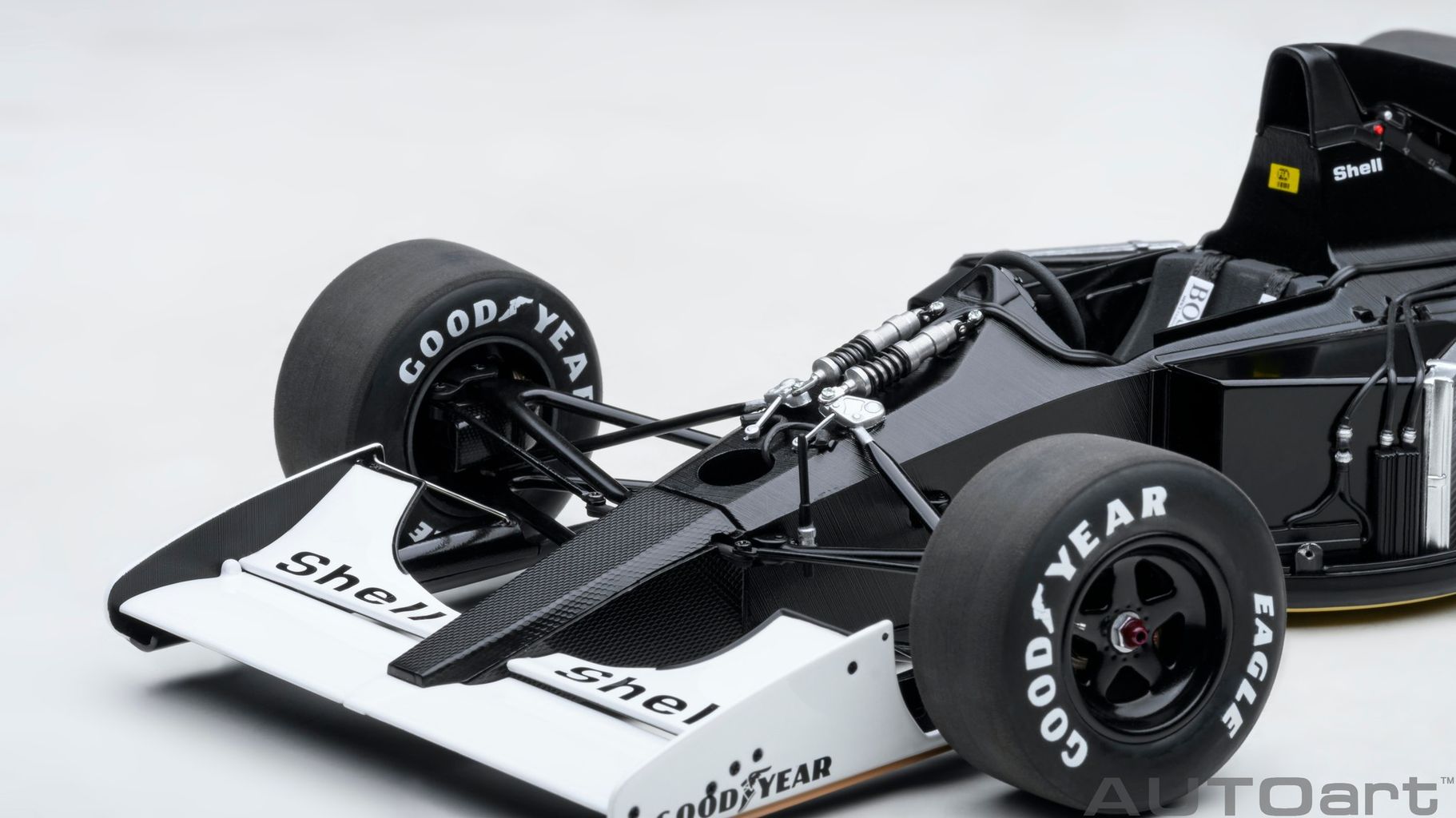 McLaren Honda MP4/6 #1 A.Senna Japanese GP 1991 without McLaren Logo 1:18 AUTOart