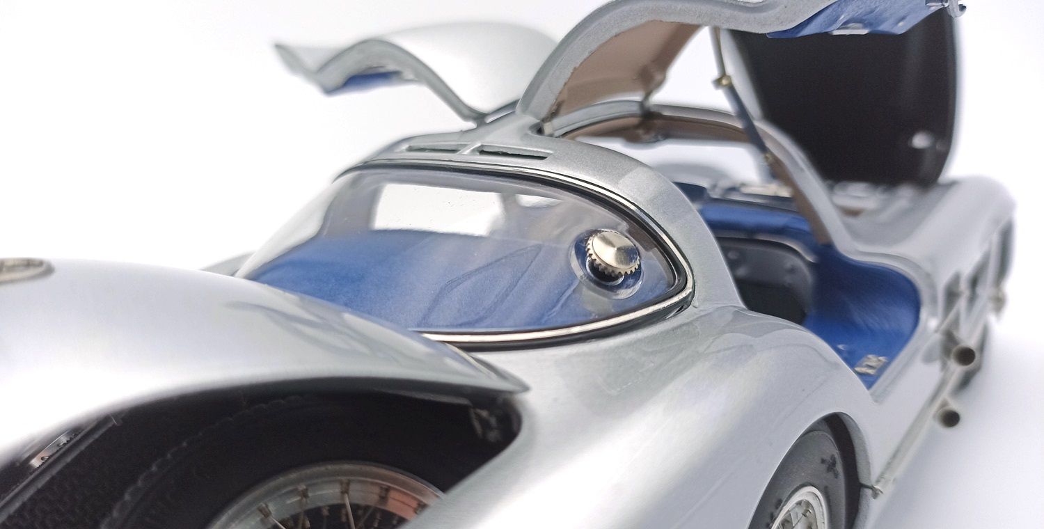 Mercedes-Benz 300 SLR Coupe #T1 RAC Tourist Trophy 1955 1:18 CMC