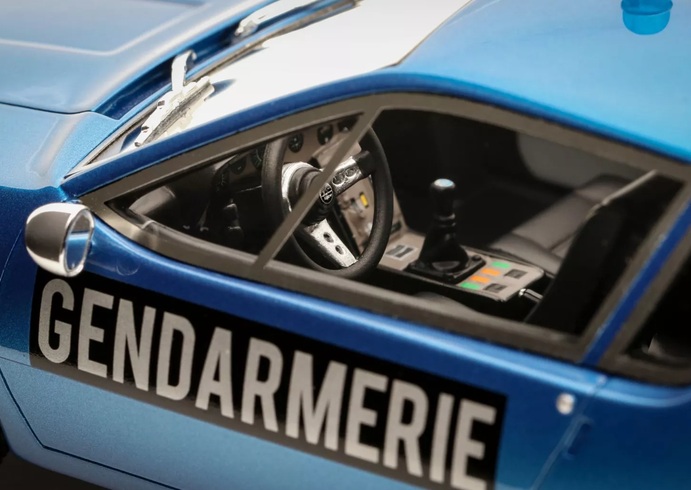 Alpine A310 1600VF Gendarmerie 1974 Gendarmerie Blue 1:18 OttOmobile