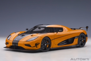 Koenigsegg Agera RS 2015 cone orange/carbon/black accents 1:18 AUTOart