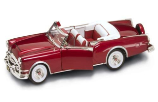 Packard Carribean 1953 red 1:18 Lucky Diecast