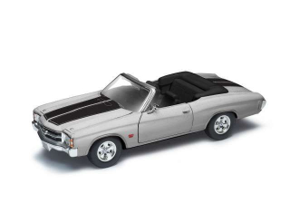 Chevrolet Chevelle 1971 silver 1:24 Welly