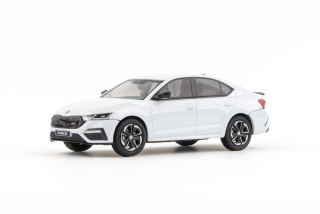 Škoda Octavia IV RS 2020 bílá moon metalíza 1:43 Abrex