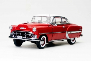 Chevrolet Bell Air Hardtop Coupe 1953 dark red 1:18 Sun Star