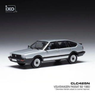 Volkswagen Passat B2 1985 silver 1:43 Ixo Models