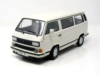 Volkswagen T3 Multivan Minibus White Star 1992 1:18 Norev