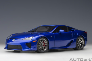 Lexus LFA 2010 pearl blue 1:18 AUTOart