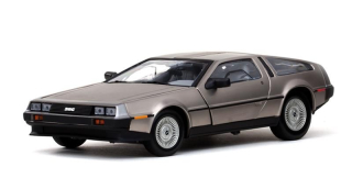 DeLorean DMC 12 1981 Stainless Steel 1:18 Sun Star
