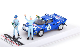 Lancia Stratos HF #4 Darniche/Mahe Rally Monte Carlo 1979 Winner Monte Carlo Serie 2 with Figurines 1:43 Ixo Models