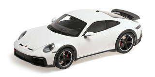 Porsche 911 Dakar 2022 white 1:18 Minichamps 