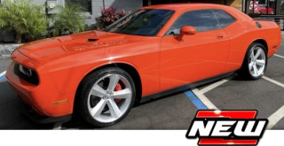 Dodge Challenger SRT8 2009 orange 1:18 Highway 61