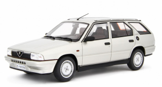 Alfa Romeo 33 1.7 Sport Wagon Q.V. 1988 silver 1:18 Laudoracing Model