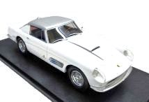 Ferrari 410 Superamerica III Series Pininfarina Coupe 1958 white/silver 1:18 Maxima