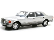 Mercedes-Benz S-Class 280SE W126 1980 silver 1:18 Cult Scale Models