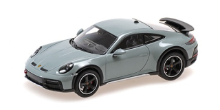 Porsche 911 Dakar 2022 green metallic 1:43 Minichamps