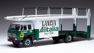 Fiat 673 Racing Transporter Lancia Alitalia Racing Team 1976 green/white 1:43 Ixo Models