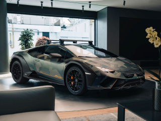 Lamborghini Huracan Sterrato All-Terrain Bosco Version 1:18 MR Collection