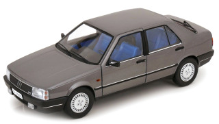Fiat Croma 2.4 TD 1985 quartz grey met 639 1:18 Mitica