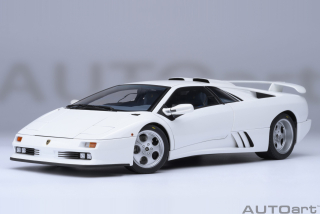 Lamborghini Diablo SE30 JOTA 1995 impact white 1:18 AUTOart