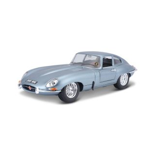 Jaguar E Type Coupe 1961 blue 1:18 Bburago