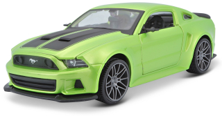 Ford Mustang street racer 2014 green 1:24 Maisto