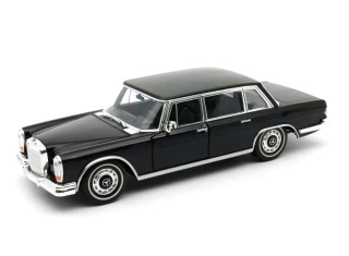 Mercedes-Benz 600 1963 black 1:24 Welly