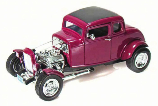 Ford Hot Rod 1932 purple 1:18 Motor Max