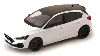 Ford Focus ST Track Pack 2022 white 1:18 MCG Modelcar Group