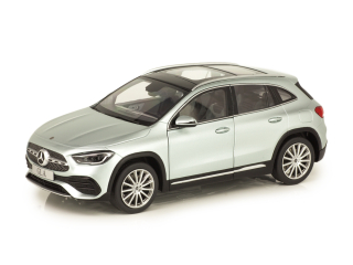 Mercedes-Benz GLA 2020 iridium silver 1:18 Z Models
