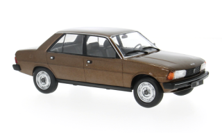 Peugeot 305 brown 1:24 WhiteBox