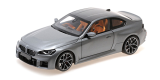 BMW M2 2022 matt grey 1:18 Minichamps 