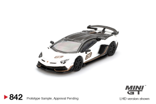 Lamborghini Aventador SVJ 63 2022 Bianco Asopo 1:64 Mini GT