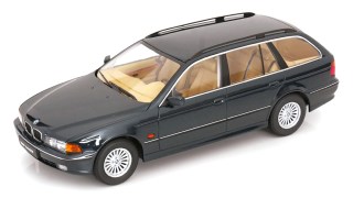 BMW 5-series Touring E39 1998 oxford green 1:18 Triple9 Collection