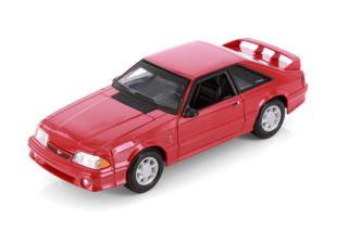 Ford Mustang SVT Cobra 1993 red 1:24 Maisto