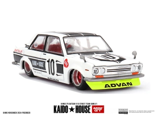Datsun 510 Street Team XMM V1 1969 1:64 Mini GT