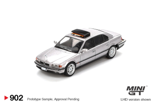 BMW 750IL "Tomorrow Never Dies" James Bond Model Collection 1:64 Mini GT