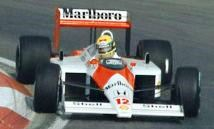 McLaren F1 MP4/4 Honda #12 A.Senna World Champion Winner Canada GP 1988 with Pilot Figure 1:18 GP Replicas