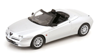 Alfa Romeo Spider Softtop 1999 silver 1:18 Norev