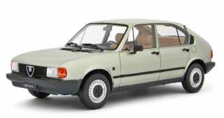 Alfa Romeo Alfasud 1.2 4 Porte 1980 verde metallic 1:18 Laudoracing Model