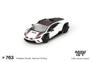 Lamborghini Huracán Sterrato 2023 white 1:64 Mini GT