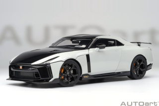 Nissan GT-R50 By Italdesign 2020 white metallic/black 1:18 AUTOart
