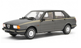 Alfa Romeo Giulietta 2.0 Super 1981 grey 1:18 Laudoracing Model
