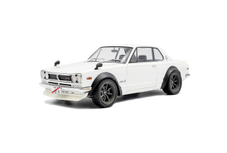 Nissan Skyline C10 Hakosuka 1970 pearl white 1:18 Solido