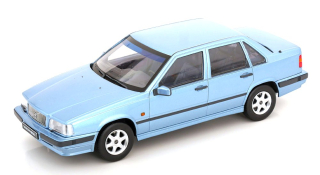 Volvo 850 1993 fjord blue metallic 1:18 Triple9 Collection