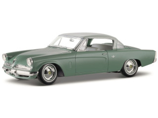 Studebaker Starliner 1953 green 1:18 Maisto