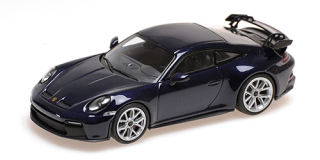 Porsche 911 (992) GT3 2021 blue metallic 1:43 Minichamps